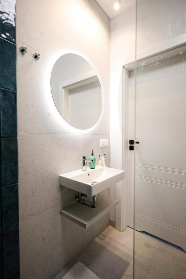 Glow Apartments, Apartamenty Stocznia Cesarska & Montownia Гданьск Экстерьер фото