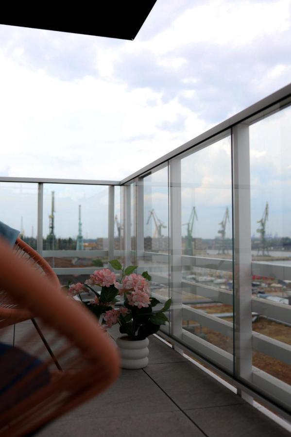 Glow Apartments, Apartamenty Stocznia Cesarska & Montownia Гданьск Экстерьер фото