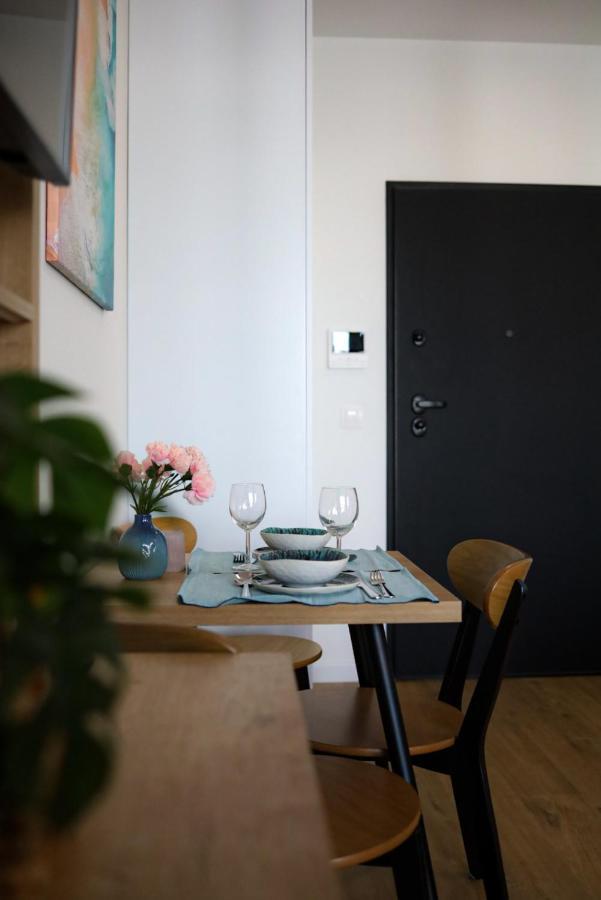 Glow Apartments, Apartamenty Stocznia Cesarska & Montownia Гданьск Экстерьер фото